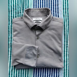 Calvin Klein X Extra slim fit wicking stretch Sz S men’s EUC